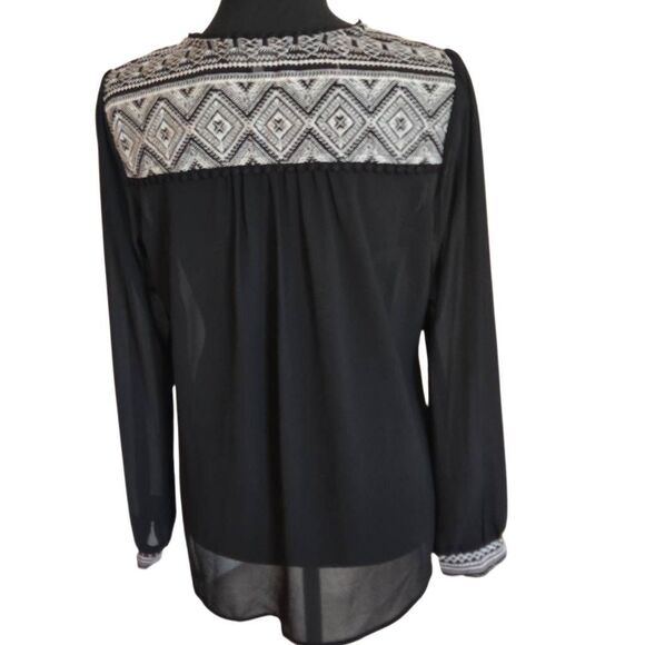 Monteau Womens Black Embroidered Long Sleeve Semi Sheer Blouse Size Medium - Picture 5 of 11